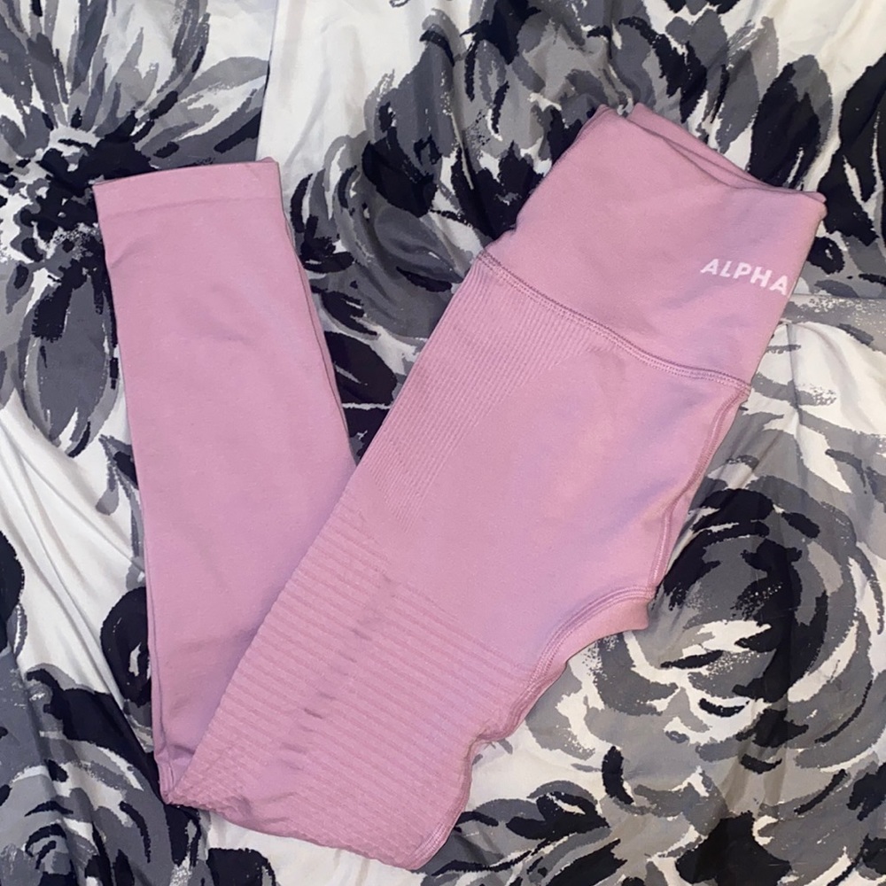 ALPHALETE Leggings